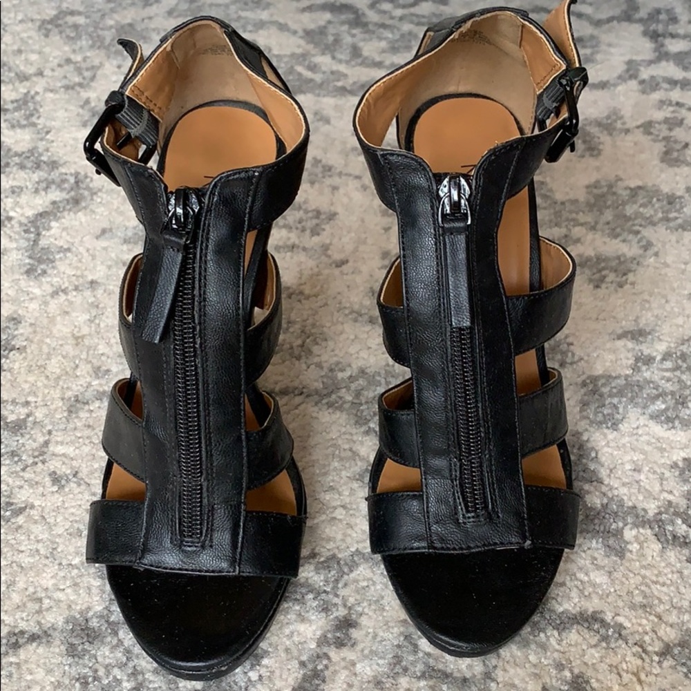 Nine West Front Zipper Heels